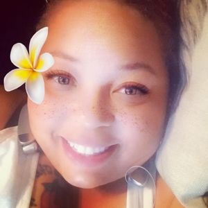 Meet your Posher, Latoya